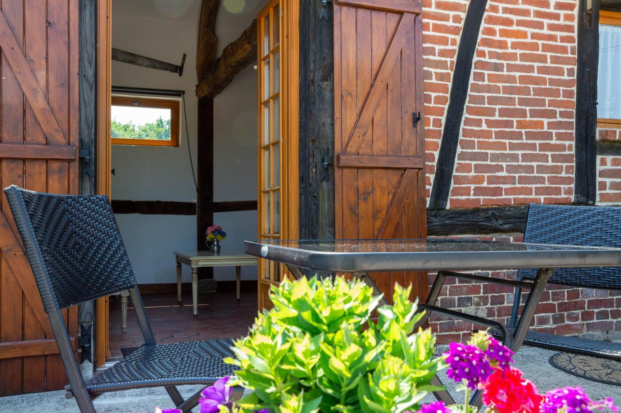 L'Etape Normande Bed & Breakfast Montroty  Exterior foto