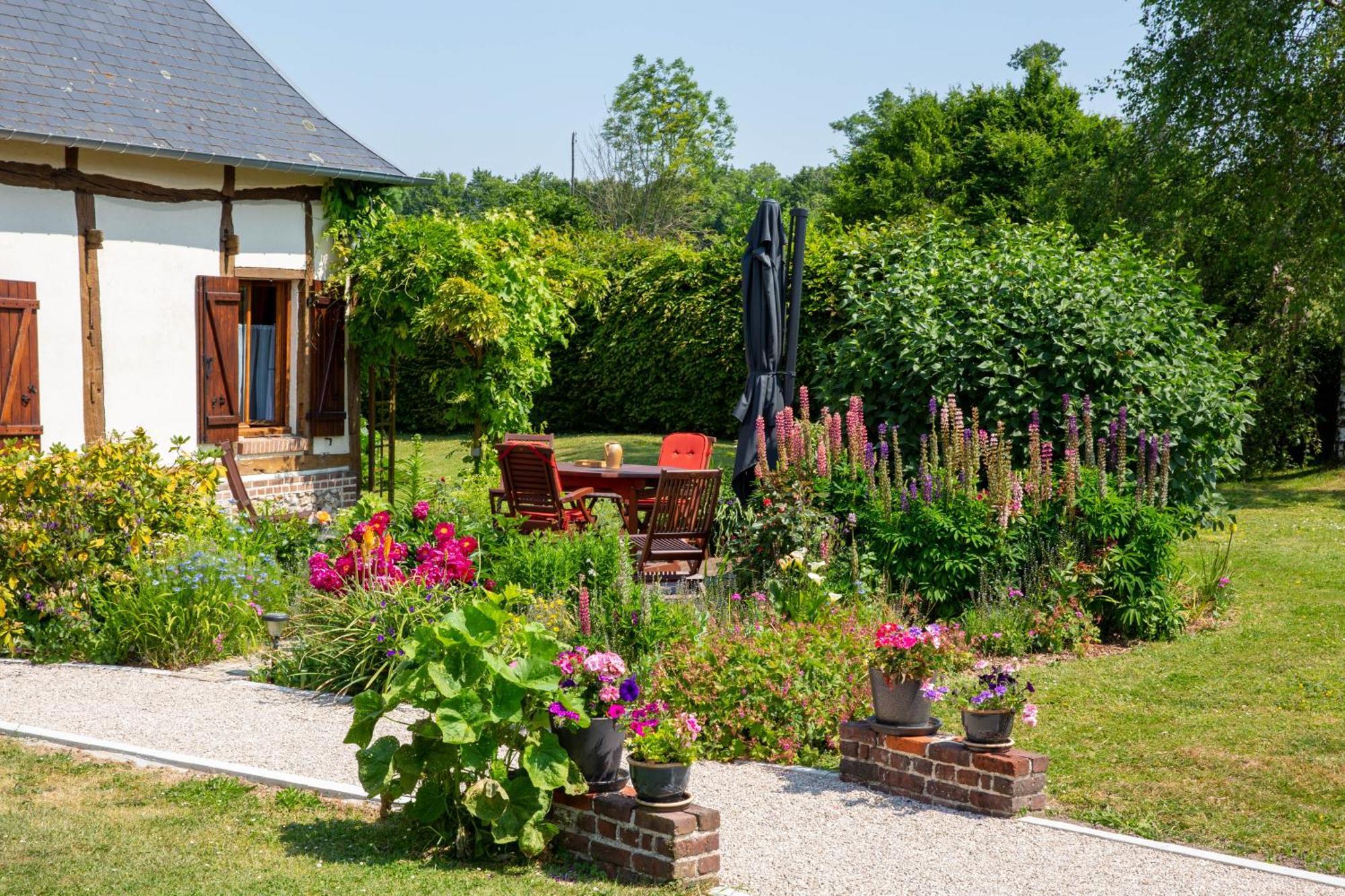 L'Etape Normande Bed & Breakfast Montroty  Exterior foto